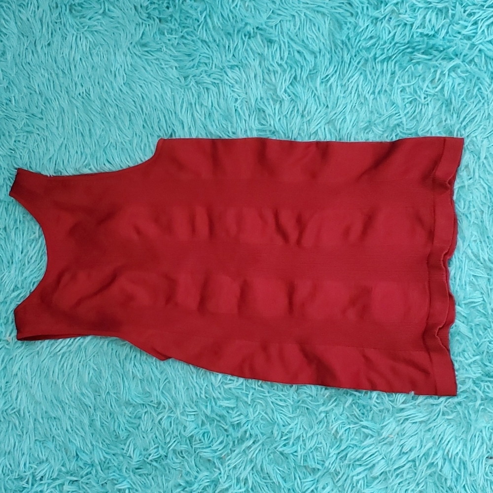 BCBGMaxAzria Ribbed Tank Top - Picture 4 of 4